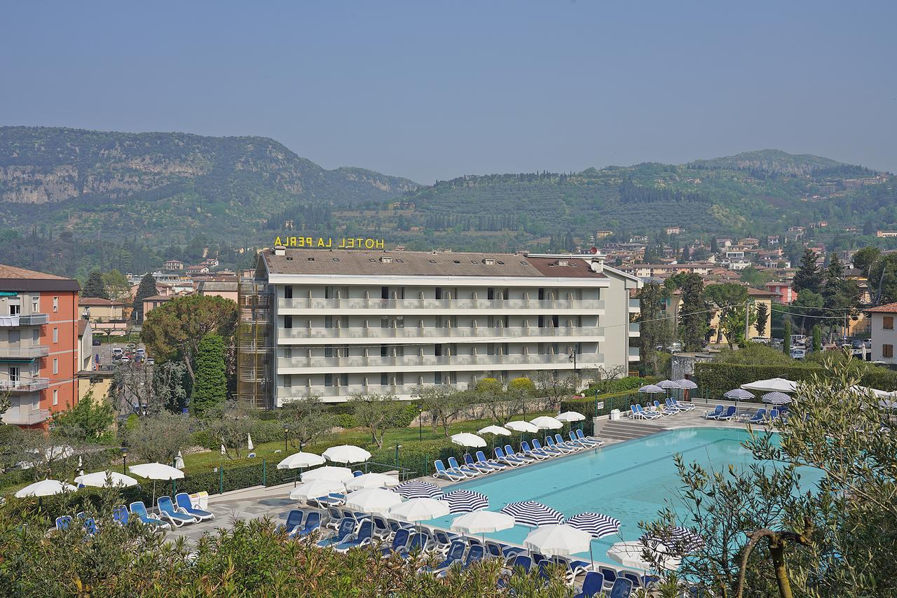 Hotel La Perla - Bike Hotel Garda  Bagian luar foto